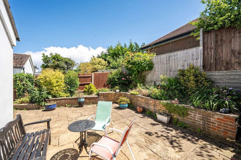 Property photo 2 of 18