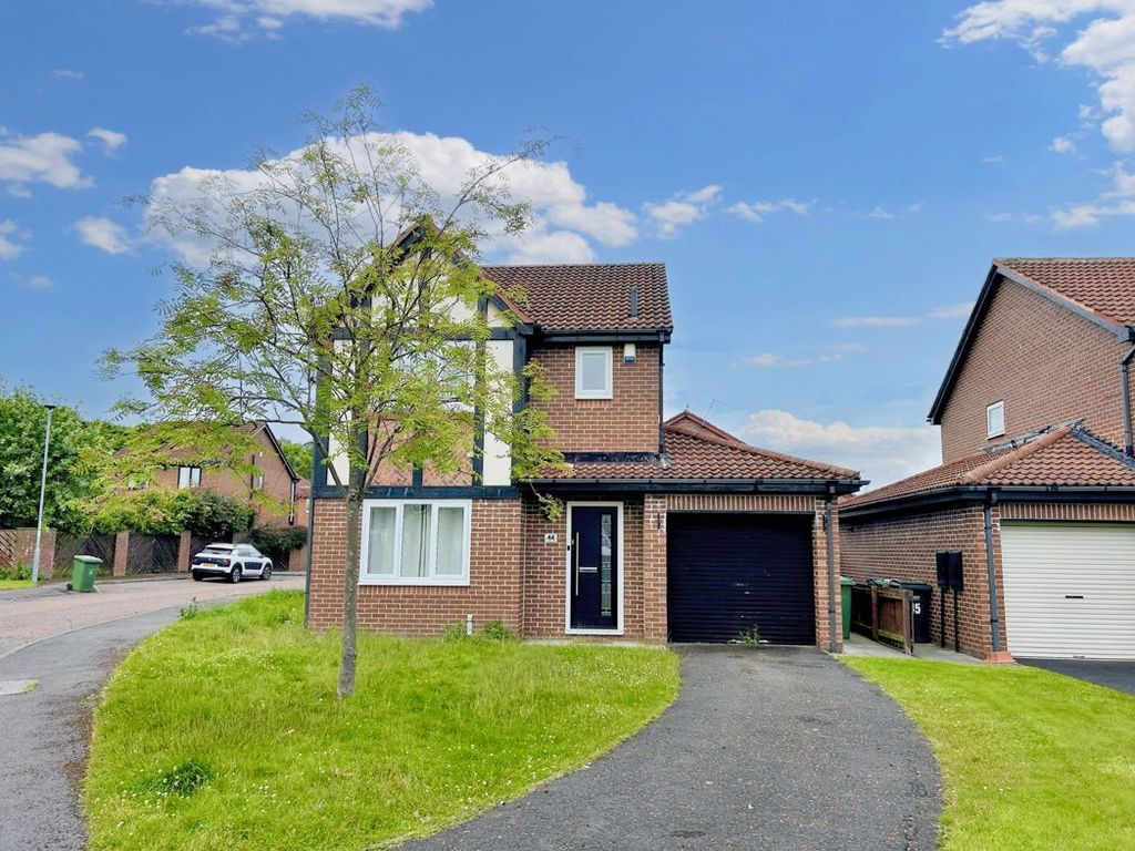 Property photo 1 of 17