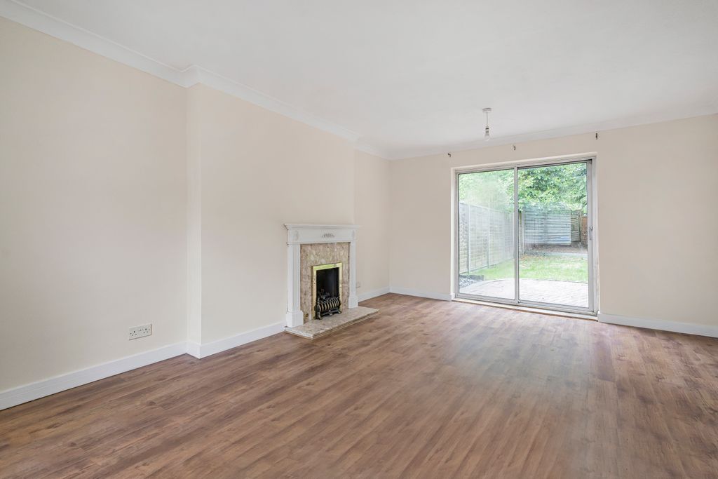 Property photo 3 of 12 Living Room
