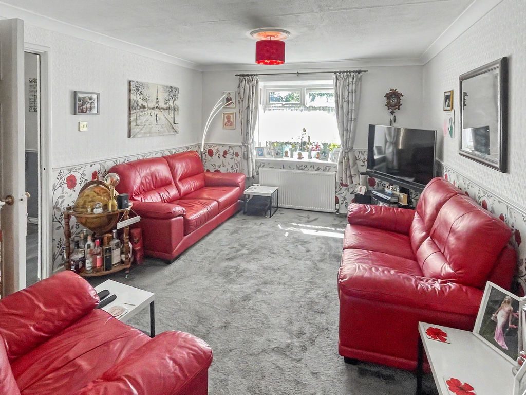 Property photo 2 of 11 Photo 10