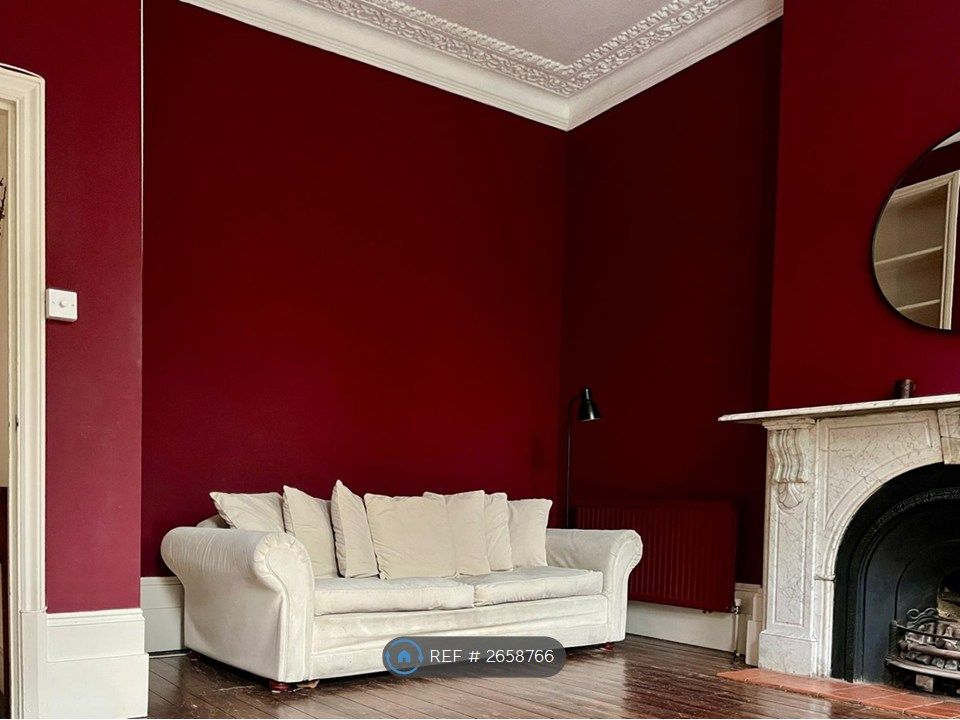 Property photo 3 of 24