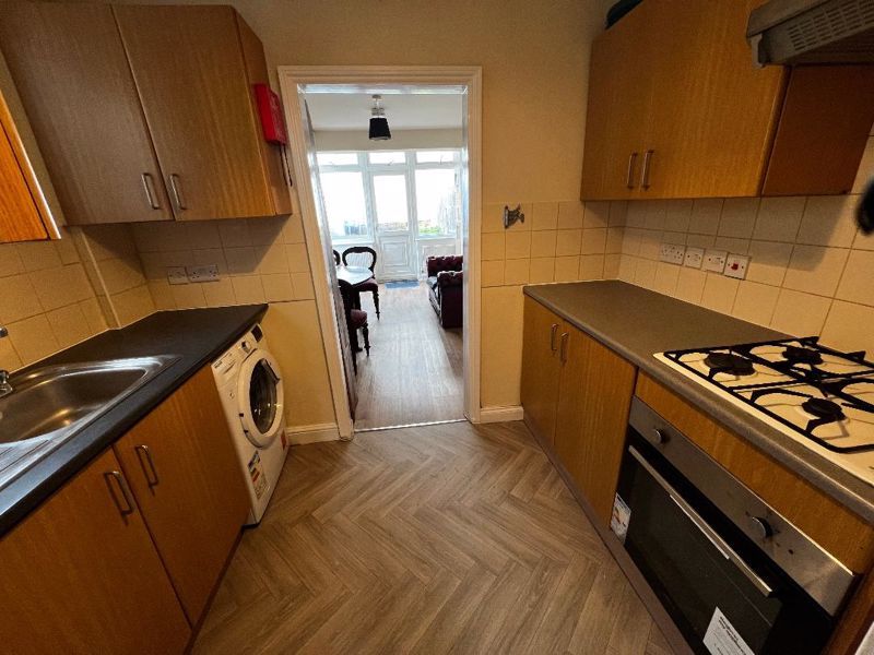 Property photo 3 of 11 Photo 3