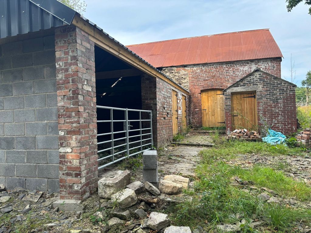 Property photo 3 of 22 Not Specified