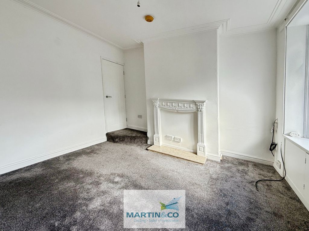 Property photo 3 of 12 37Ff6B50--4953-Bb88-C5623Fd6F56D-40636-000005BA732