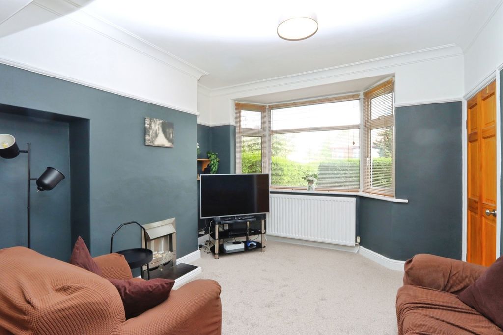 Property photo 3 of 19 Pbox-Img.Jpg