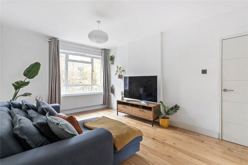 Property photo 3 of 12 Picture No. 14