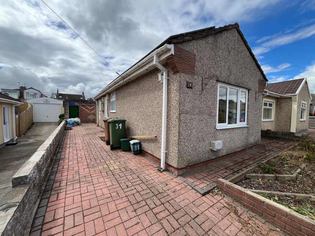 Property photo 3 of 37