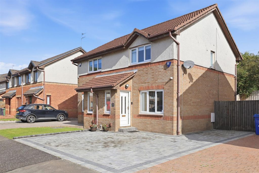 Property photo 3 of 41 3.Jpg