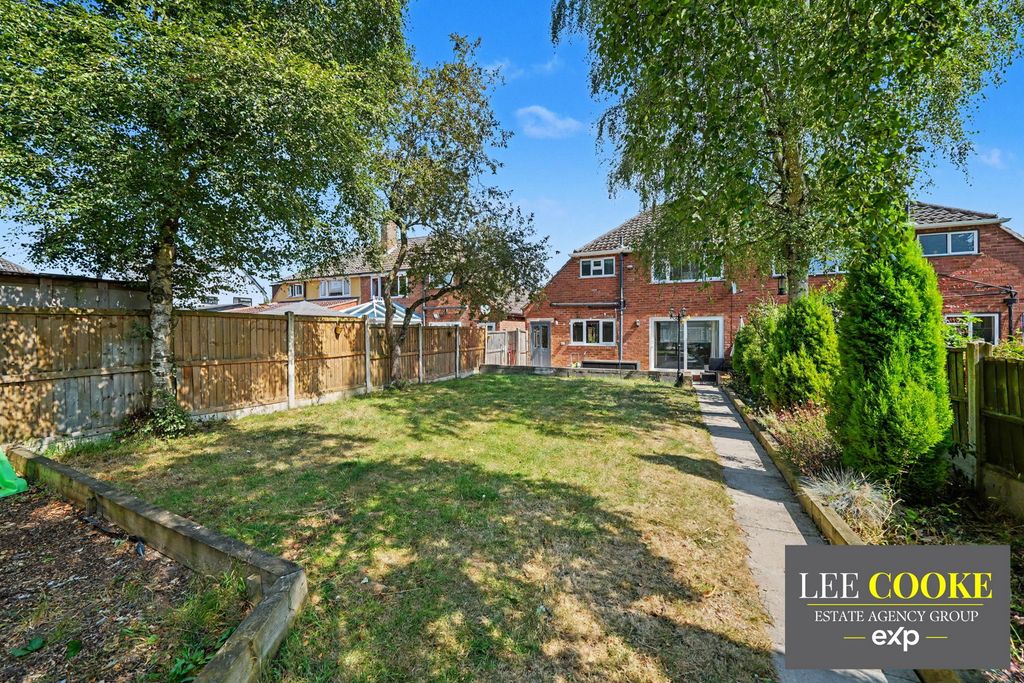 Property photo 3 of 36