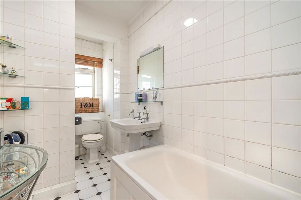 Property photo 3 of 5