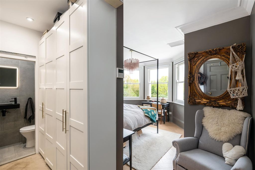 Additional image 9 of 3 bed flat for saleFelcourt Road, Felcourt RH19