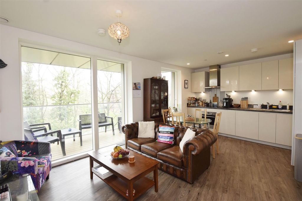 Property photo 3 of 9 Open Plan.Jpg