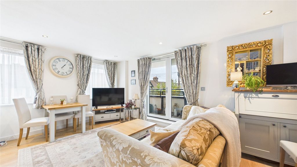 Property photo 2 of 10 Picture 2