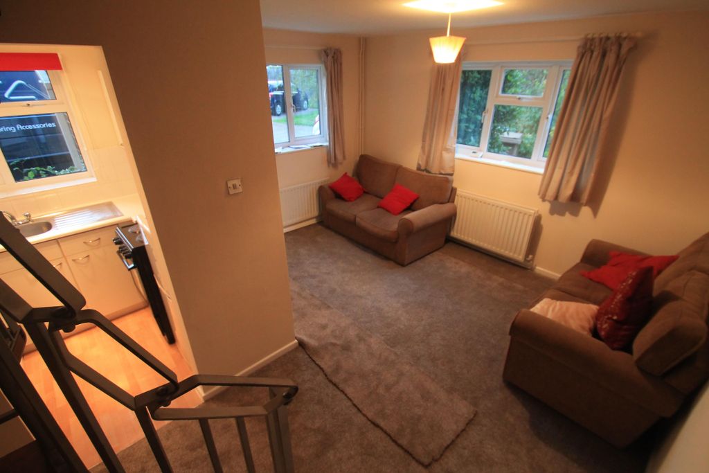 Property photo 2 of 5