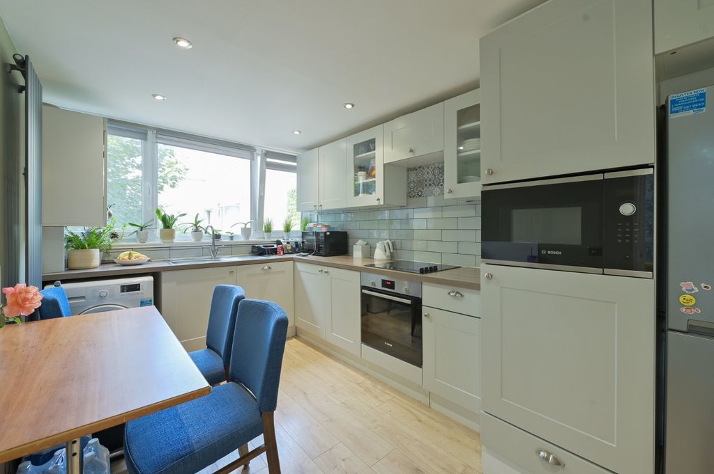 Property photo 1 of 6 Picture No. 04