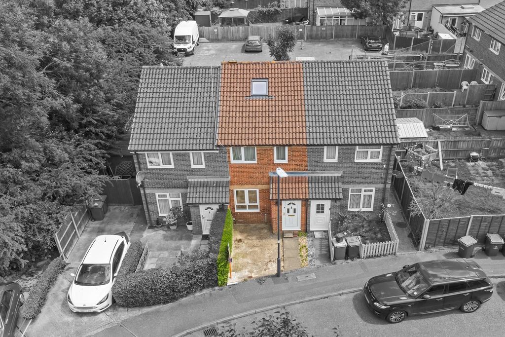 Property photo 1 of 23