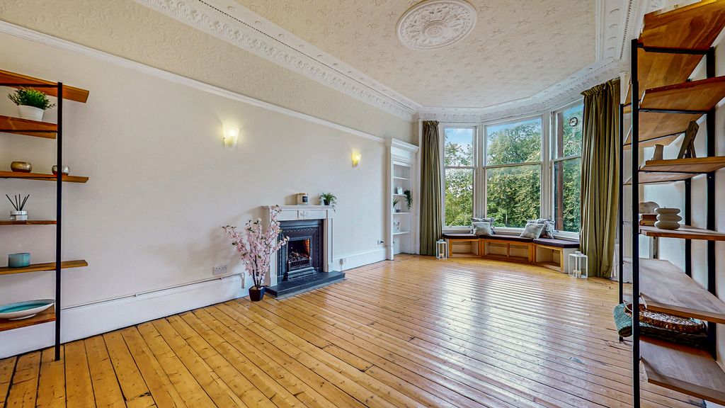 Property photo 2 of 31 17-Print-68 Kelvin Drive Flat 2.1_20