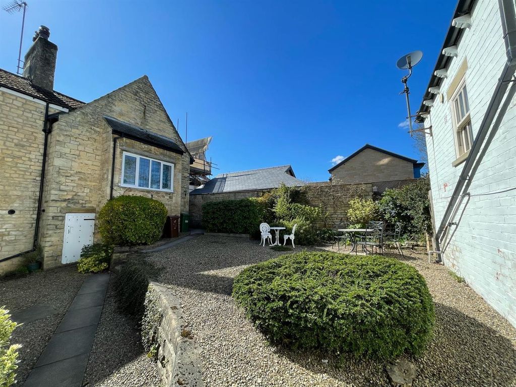 Property photo 1 of 14 Whatsapp Image 2025-04-17 At 15.04.41_27Ace0d7.Jpg