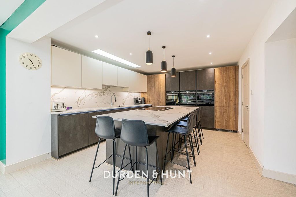 Property photo 3 of 37 Meadow-33.Jpg