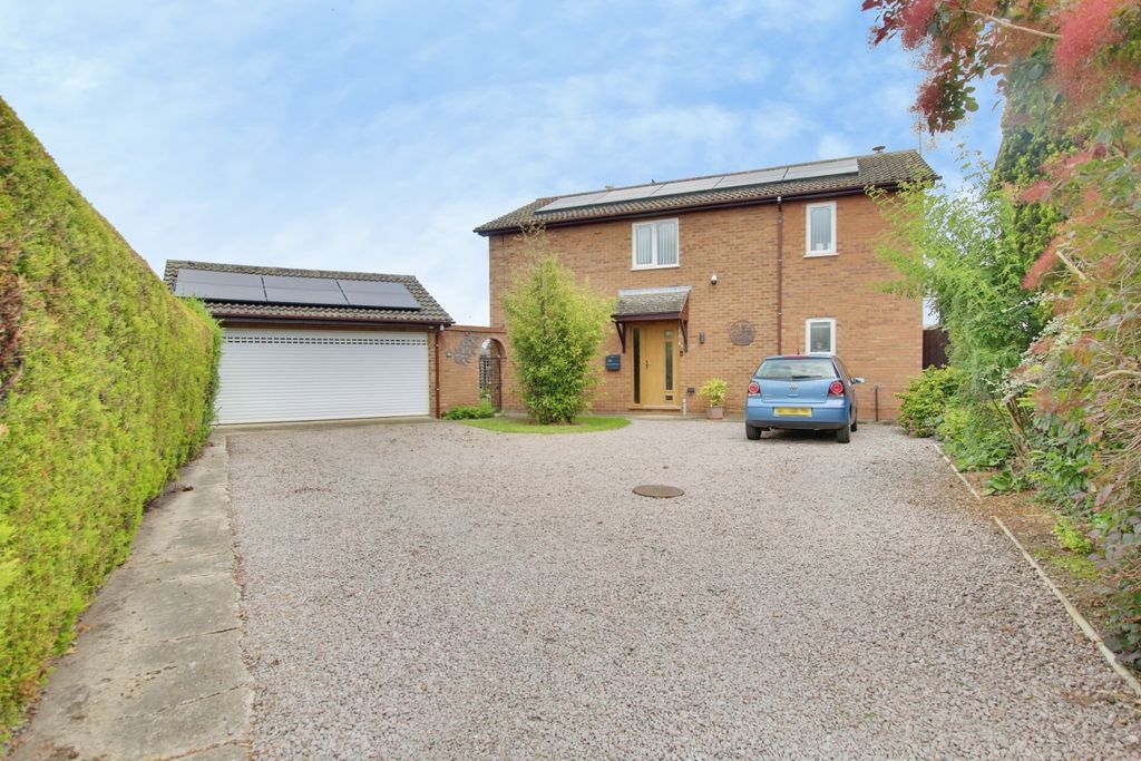 Property photo 1 of 25