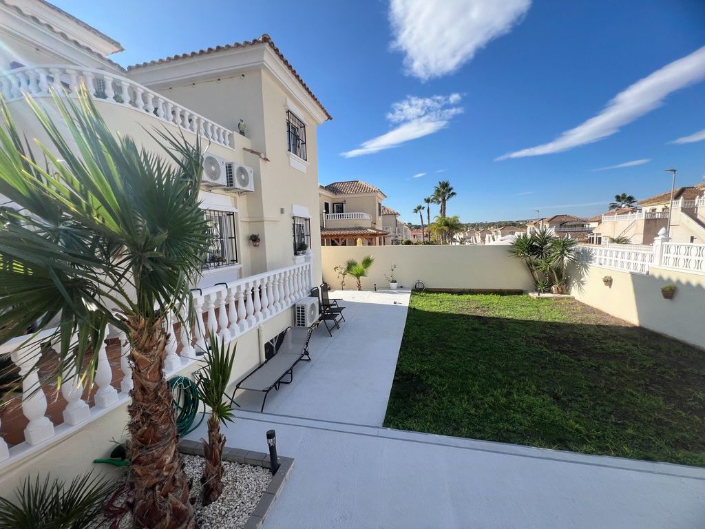 Property photo 1 of 29