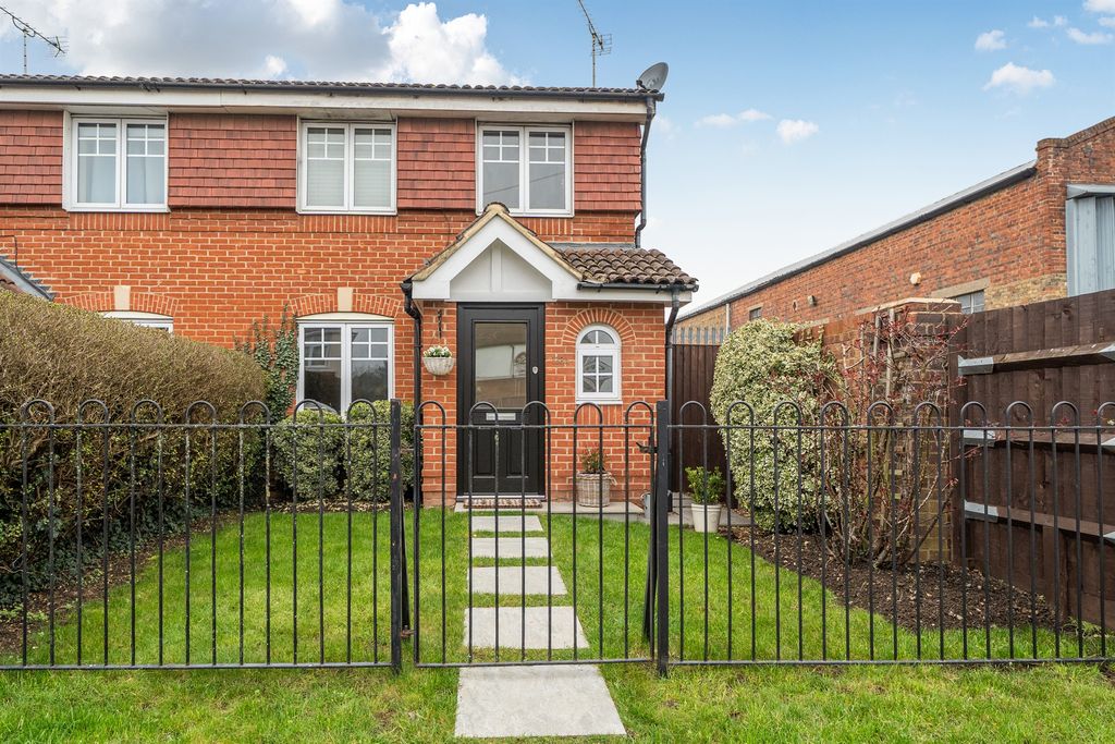 Property photo 1 of 15