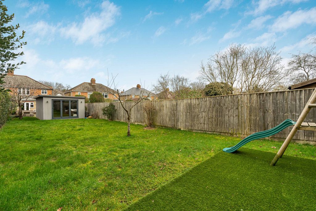 Property photo 3 of 24