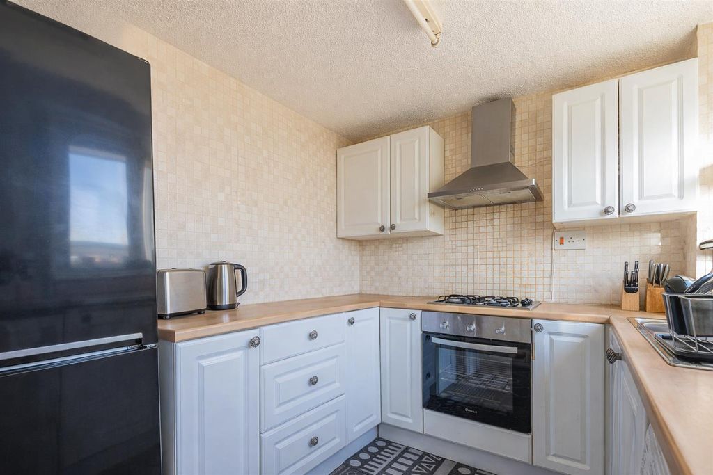 Property photo 3 of 11 Falconwood Kitchen.Png