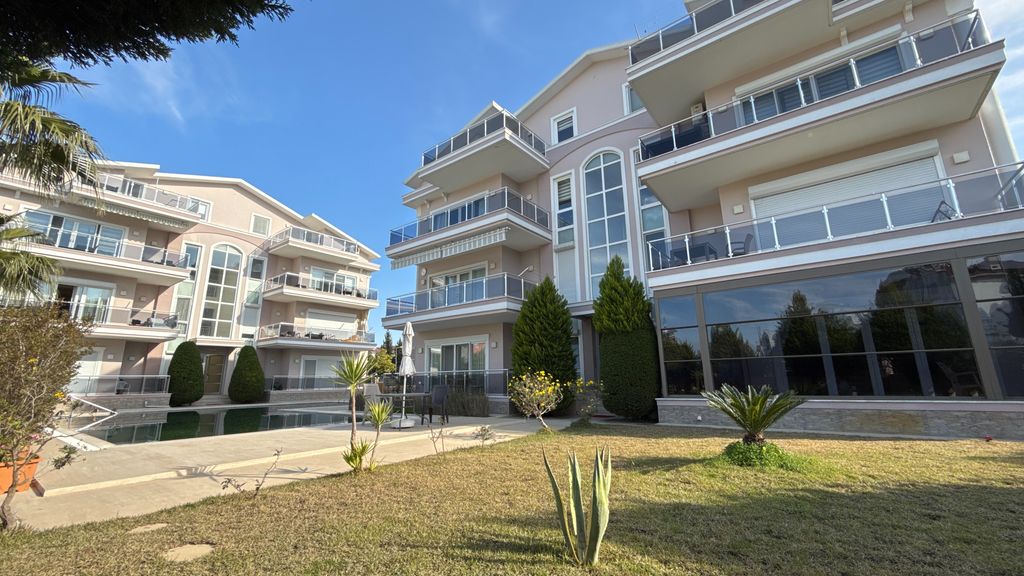 Property photo 1 of 21 A Ready To Move Apartment In Antalya For Sale - A Pretty, Established Complex With A Communal Pool