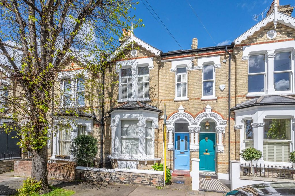 Property photo 1 of 7