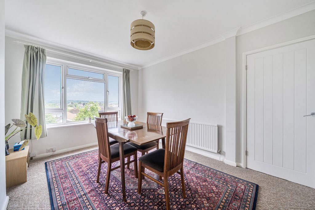 Property photo 3 of 20 1471645-11-6A26Fc...