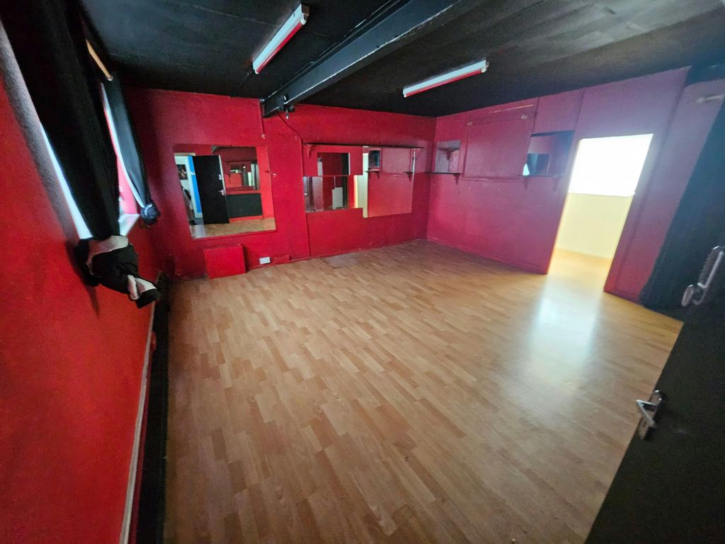 Property photo 2 of 7 20260708_135656_Cleanup.Jpg
