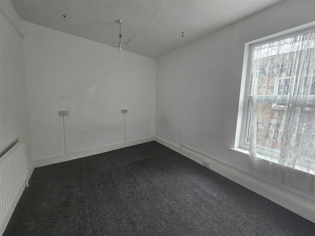 Property photo 3 of 10 Image 5.Jpg