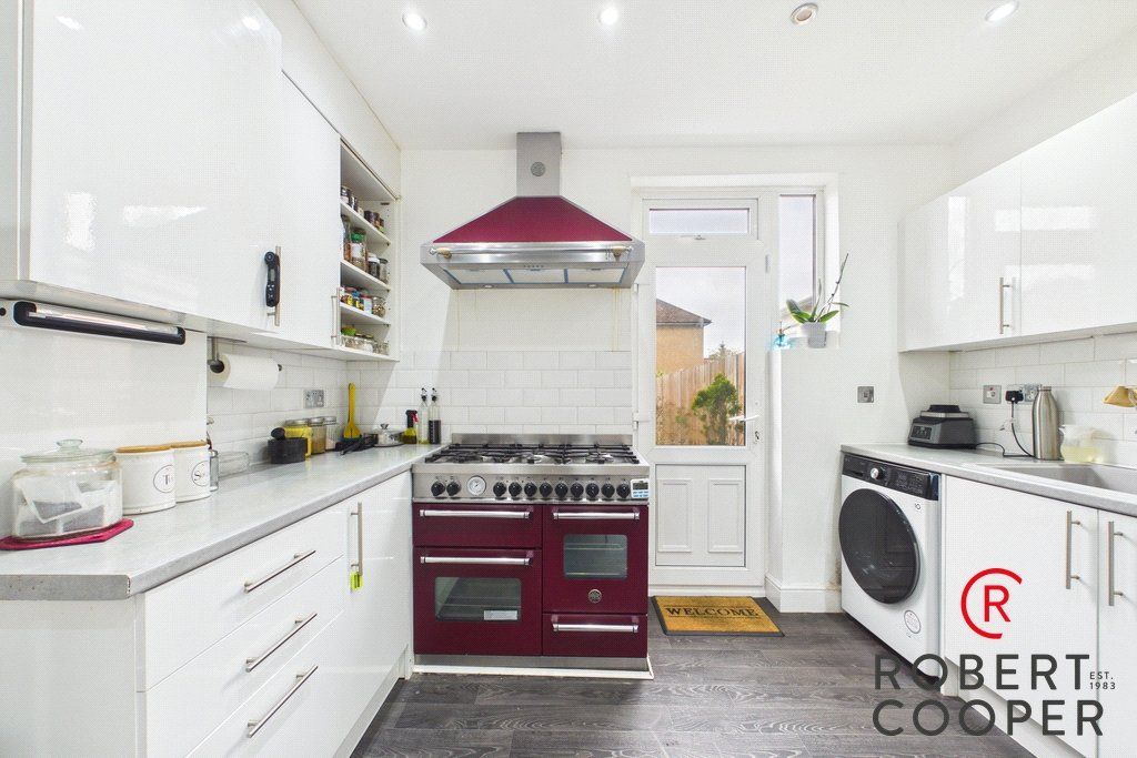 Property photo 3 of 16 Picture No. 06