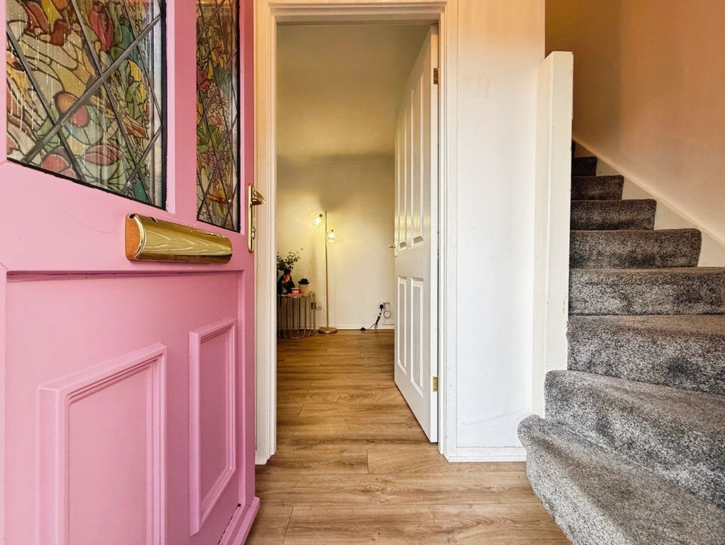 Property photo 3 of 19 4874995