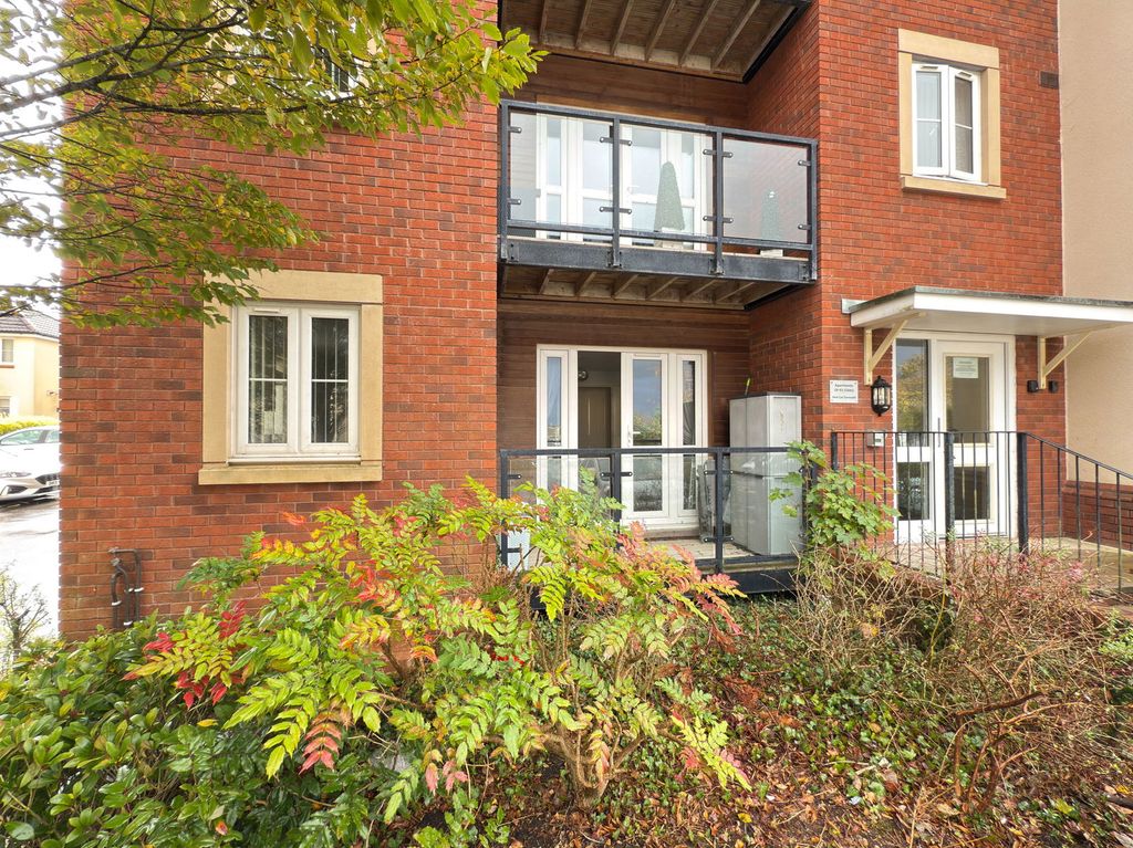 Property photo 1 of 8