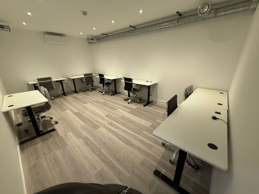 Property photo 1 of 6