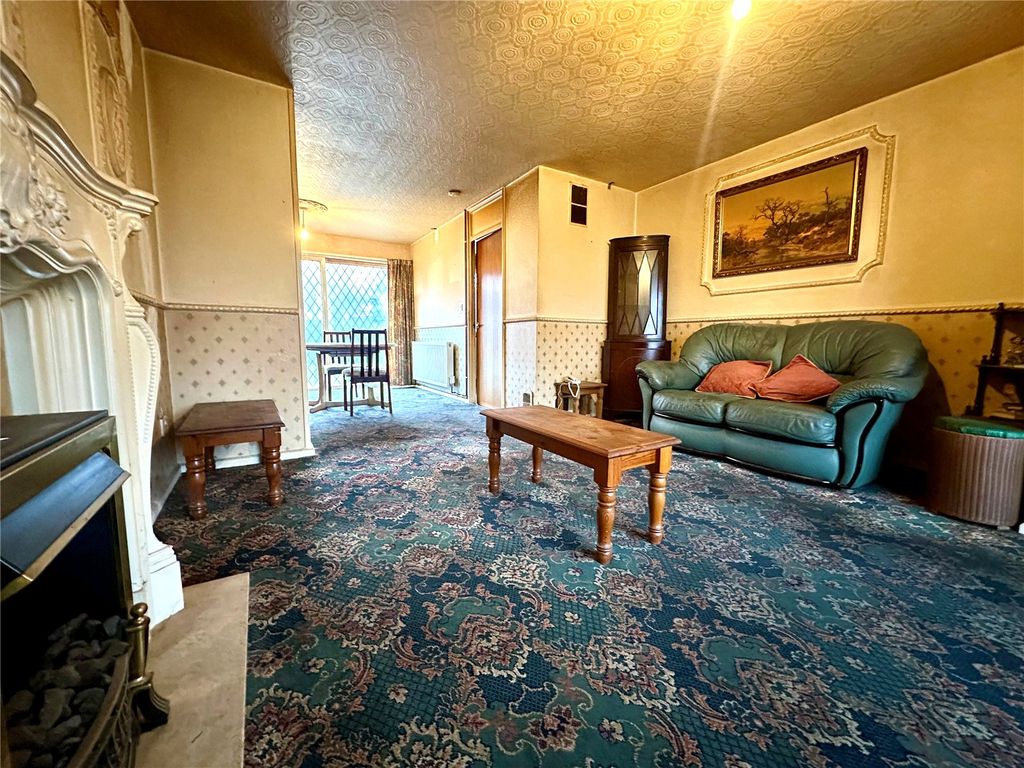 Property photo 3 of 11 Picture No. 12