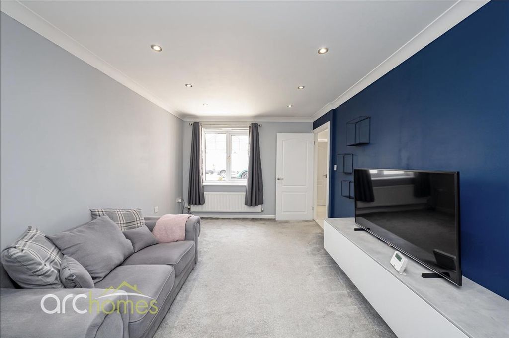 Property photo 2 of 23 Ancroft 6.Png