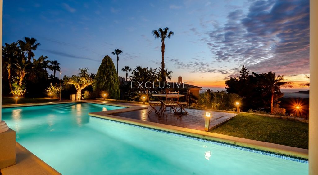 Property photo 3 of 79