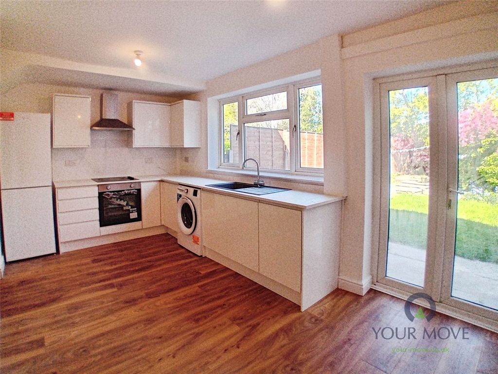 Property photo 3 of 15 Picture No. 11