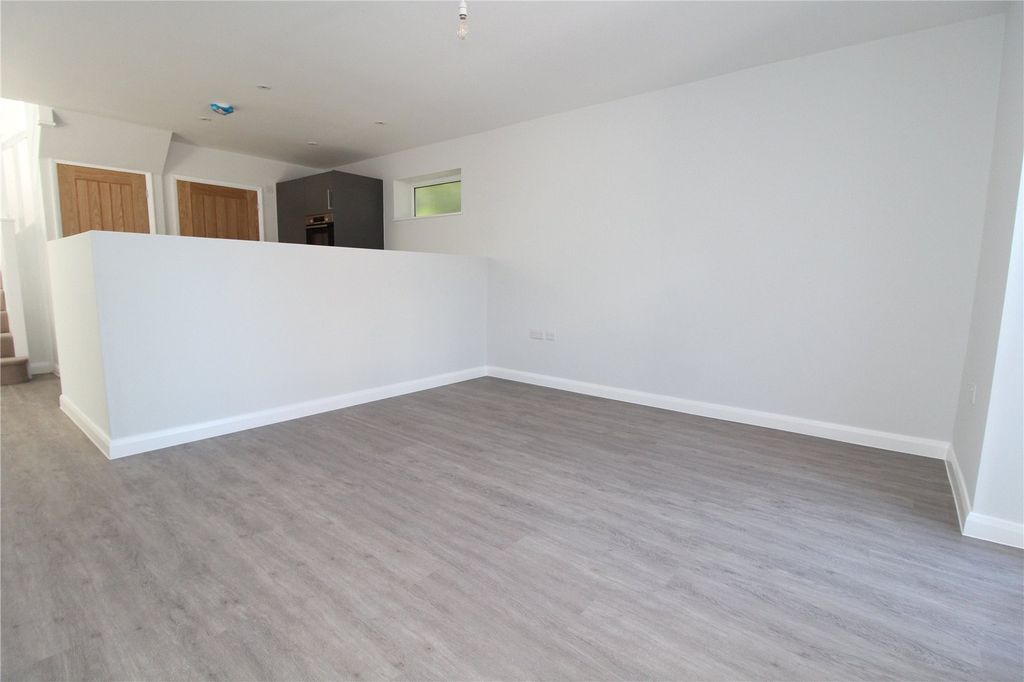 Property photo 2 of 10 Lounge View 1
