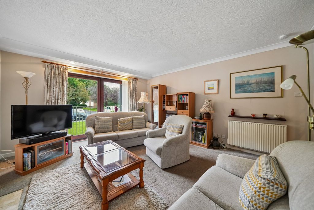 Property photo 3 of 21 Picture No. 04