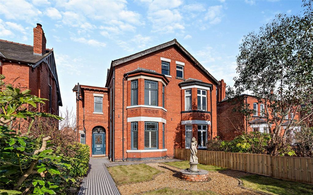 Property photo 1 of 22 28 Hoole Road