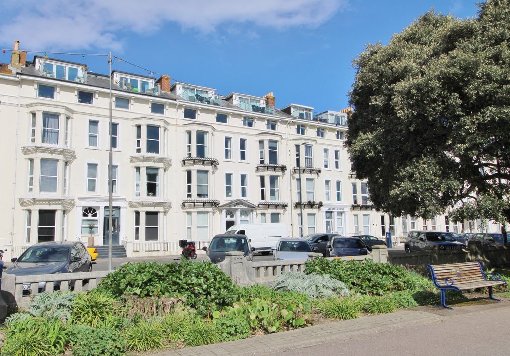 Property photo 1 of 9 1