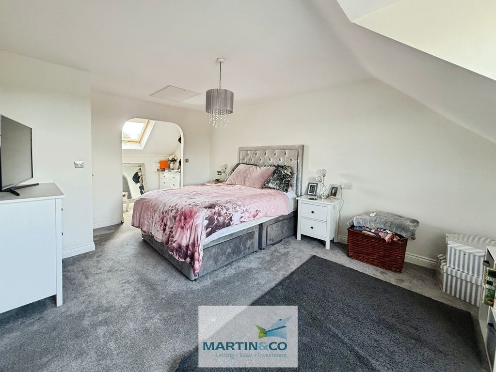 Property photo 1 of 17 30F55A4B-Img_7341