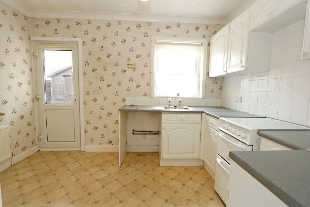 Property photo 3 of 10 5051625