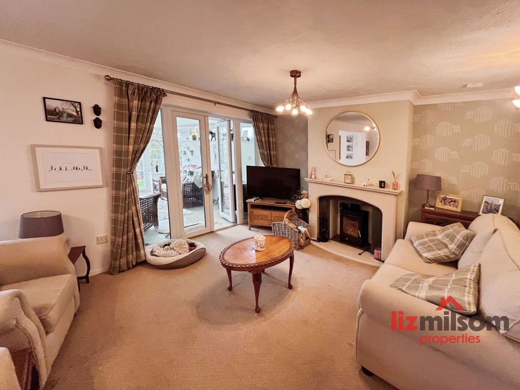 Property photo 3 of 22