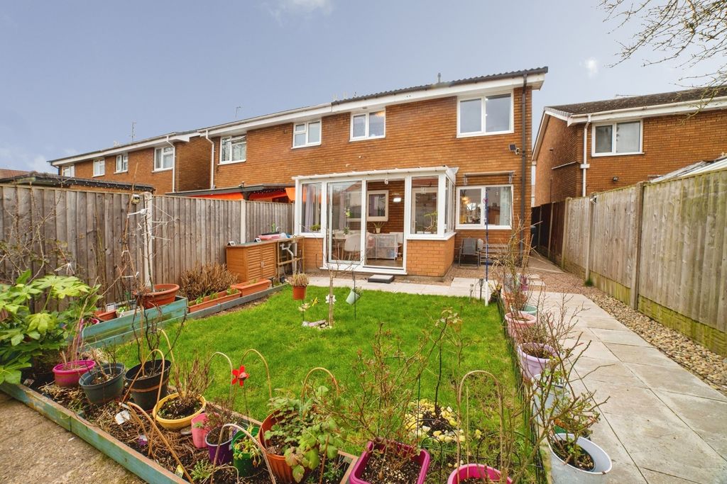 Property photo 2 of 21 Pbox-Img.Jpg