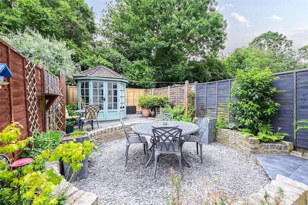 Property photo 3 of 19 Picture No. 02